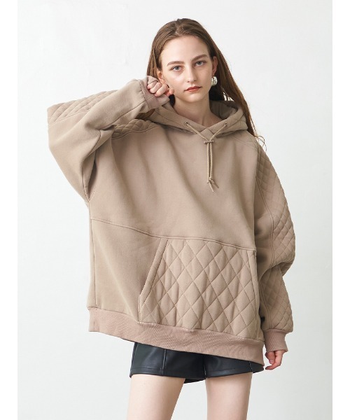 ENVYM（アンビー）の「キルティングスウィッチングＰＯ（スウェット・レディース・ベージュ/ブラック/ホワイト・FREE）」の3枚目の写真