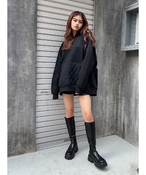 ENVYM（アンビー）の「キルティングスウィッチングＰＯ（スウェット・レディース・ベージュ/ブラック/ホワイト・FREE）」の12枚目の写真