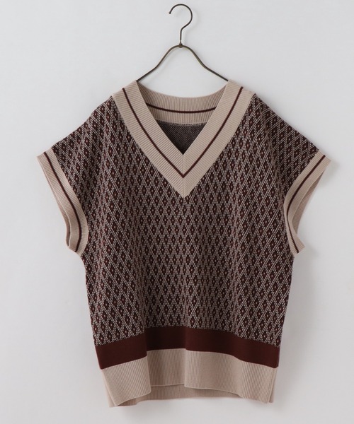 frames RAY CASSIN（フレームスレイカズン）の「【WEB限定】ジャガードニットベスト（ベスト・レディース・ブラック/ブラウン・FREE）」の18枚目の写真