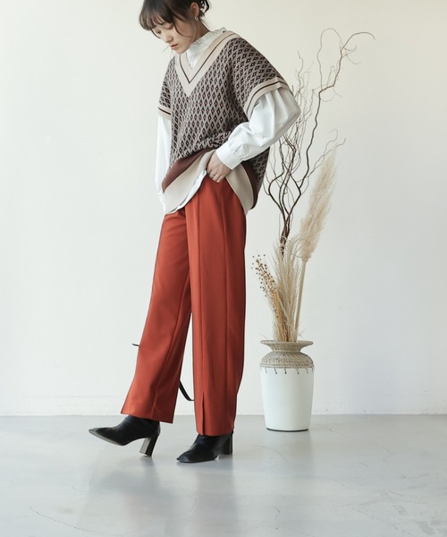 frames RAY CASSIN（フレームスレイカズン）の「【WEB限定】ジャガードニットベスト（ベスト・レディース・ブラック/ブラウン・FREE）」の9枚目の写真