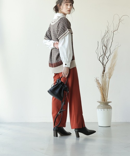 frames RAY CASSIN（フレームスレイカズン）の「【WEB限定】ジャガードニットベスト（ベスト・レディース・ブラック/ブラウン・FREE）」の11枚目の写真