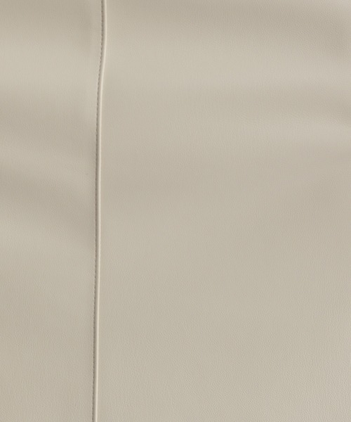 Andemiu（アンデミュウ）の「フェイクレザーステッチタイトスカート217995（スカート・レディース・オフホワイト/ブラック/ベージュ/ブラウン・SMALL/MEDIUM）」の15枚目の写真