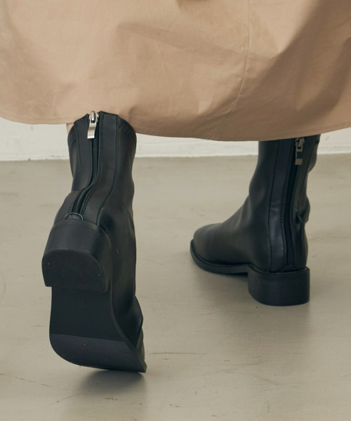 Auntie Rosa Holiday（アンティローザホリデー）の「フラットスクエアブーツ（ブーツ・レディース・ブラック/ブラウン・SMALL/MEDIUM/LARGE）」の11枚目の写真