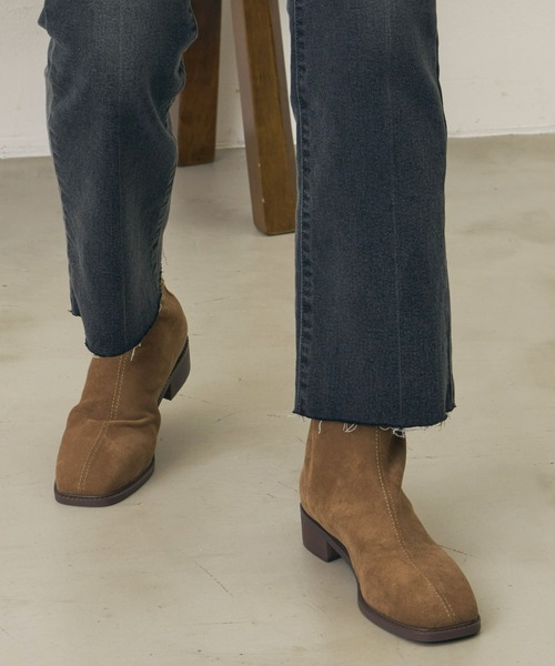 Auntie Rosa Holiday（アンティローザホリデー）の「フラットスクエアブーツ（ブーツ・レディース・ブラック/ブラウン・SMALL/MEDIUM/LARGE）」の13枚目の写真