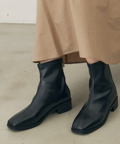 Auntie Rosa Holiday（アンティローザホリデー）の「フラットスクエアブーツ（ブーツ・レディース・ブラック/ブラウン・SMALL/MEDIUM/LARGE）」の19枚目の写真