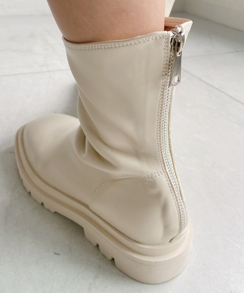 CLEA（クレア）の「ストレッチショートブーツ（ブーツ・レディース・ブラック/アイボリー・M/L）」の16枚目の写真