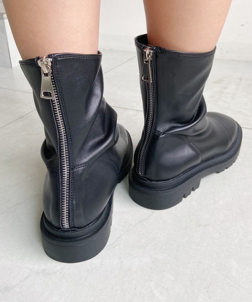 CLEA（クレア）の「ストレッチショートブーツ（ブーツ・レディース・ブラック/アイボリー・M/L）」の15枚目の写真