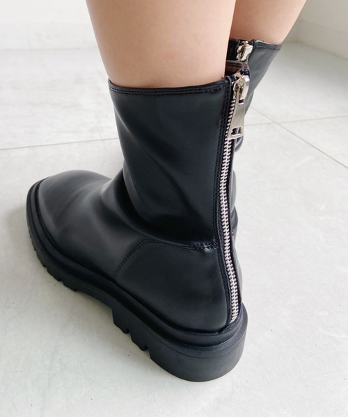 CLEA（クレア）の「ストレッチショートブーツ（ブーツ・レディース・ブラック/アイボリー・M/L）」の20枚目の写真