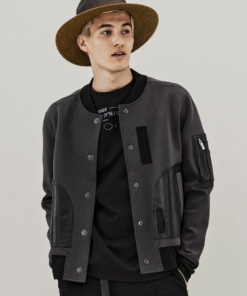 C DIEM（カルペディエム）の「mj8220-STRICH LEATHER AWARD JKT ジャケット（ブルゾン・メンズ・ブラック/チャコール・S/M/L）」の14枚目の写真