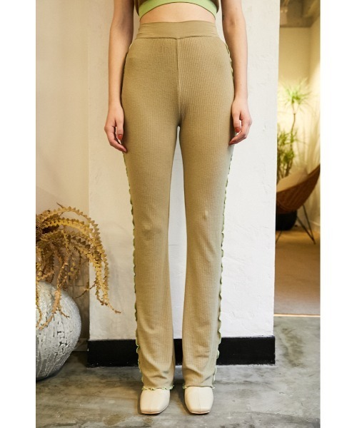 SLY（スライ）の「Sly Skin WOOL MIX FLARE PT ウールミックスフレア パンツ（ルームウェア/パジャマ・レディース・ライトグリーン/ベージュ・2/1）」の4枚目の写真