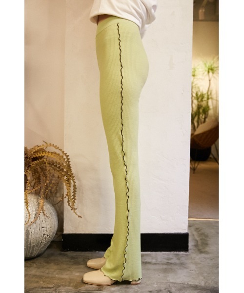 SLY（スライ）の「Sly Skin WOOL MIX FLARE PT ウールミックスフレア パンツ（ルームウェア/パジャマ・レディース・ライトグリーン/ベージュ・2/1）」の5枚目の写真