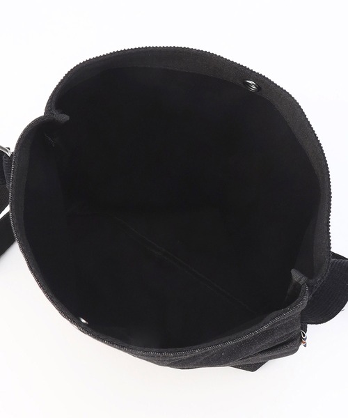 COMME　CA COMMUNE（コムサコミューン）の「デニム×コーデュロイ ショルダーバッグ（ショルダーバッグ・メンズ・ブラック/ネイビー・FREE）」の12枚目の写真