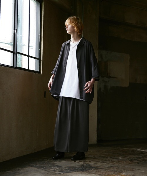 ln fortis（ロンフォルティス）の「ln fortis - モンスターサイズオープンカラーシャツ（シャツ/ブラウス・メンズ・チャコールグレー/ブラック・FREE）」の10枚目の写真