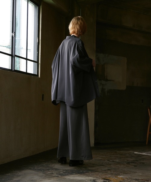 ln fortis（ロンフォルティス）の「ln fortis - モンスターサイズオープンカラーシャツ（シャツ/ブラウス・メンズ・チャコールグレー/ブラック・FREE）」の12枚目の写真