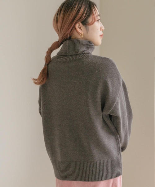 ITEMS URBANRESEARCH(アイテムズ アーバンリサーチ)の「タートルネックニットプルオーバー(ニット/セーター・レディース・オフホワイト/チャコールグレー/オレンジ・FREE)」の19枚目の写真