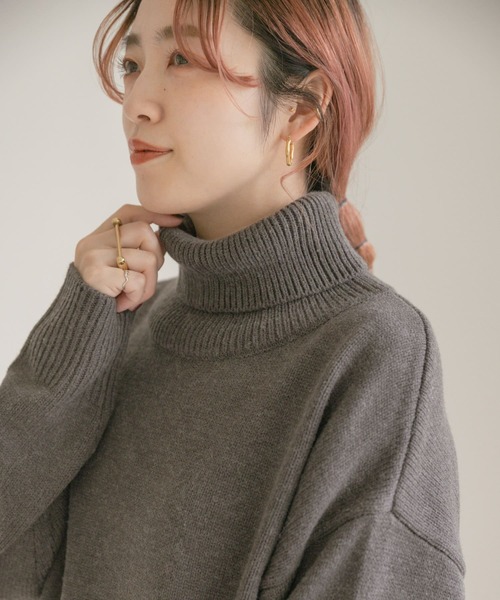 ITEMS URBANRESEARCH(アイテムズ アーバンリサーチ)の「タートルネックニットプルオーバー(ニット/セーター・レディース・オフホワイト/チャコールグレー/オレンジ・FREE)」の22枚目の写真