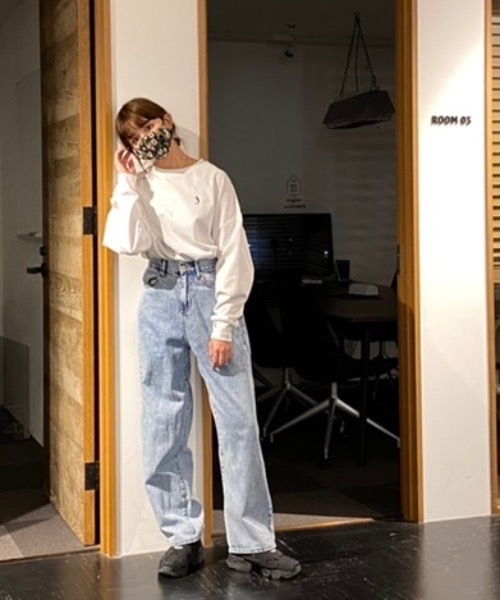 idem（イデム）の「loose denim/ワイドシルエットルーズデニムパンツ（デニムパンツ・レディース・カーキ/ブルー・SMALL/FREE）」の8枚目の写真