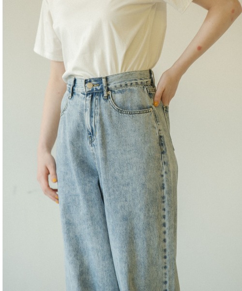 idem（イデム）の「loose denim/ワイドシルエットルーズデニムパンツ（デニムパンツ・レディース・カーキ/ブルー・SMALL/FREE）」の13枚目の写真