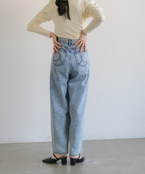 idem（イデム）の「loose denim/ワイドシルエットルーズデニムパンツ（デニムパンツ・レディース・カーキ/ブルー・SMALL/FREE）」の17枚目の写真