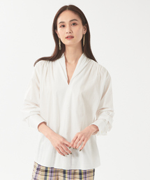 コットンローンVネックブラウス