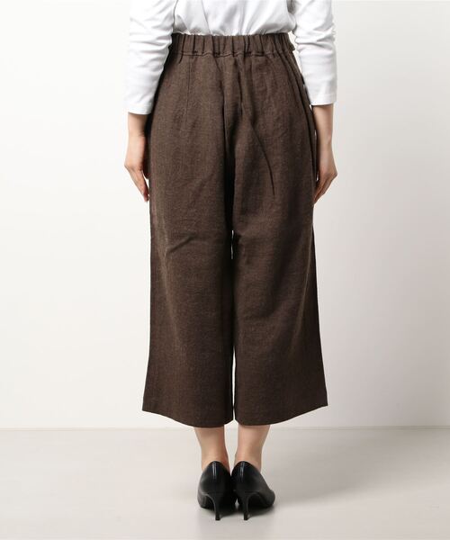 GRANDMA MAMA DAUGHTER(グランマママドーター)の「【 GRANDMA MAMA DAUGHTER / グランマ ママ ドーター 】 麻ウールサイドタブ イージーサルエルパンツ GP932661 KTI(その他パンツ・レディース・ブラウン・000/1)」の2枚目の写真