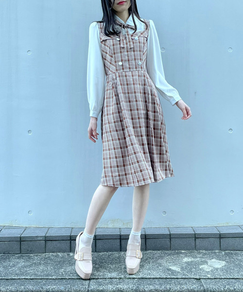 titty＆Co. PETIT（ティティアンドコープティ）の「【titty&Co.PETIT】ジャンスカ風ドッキングワンピース（ワンピース・レディース・ベージュ/マルチ・SMALL/MEDIUM）」の10枚目の写真