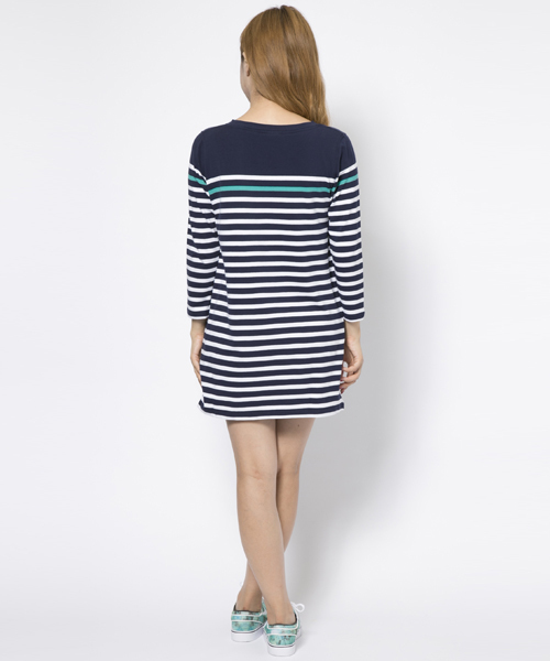 X-girl（エックスガール）の「BASIC BORDER H/S DRESS（ワンピース・レディース・ホワイト/レッド/ネイビー・1/2）」の4枚目の写真