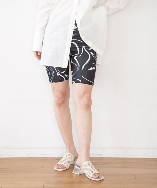 JEANASIS（ジーナシス）の「サスティナブルマルチキノウサイクルパンツ/272908（その他パンツ・レディース・ホワイト系その他/ブラック/ブルー/グレー系その他/ピンク/ピンク系その他/グリーン/ブラック系その他/ホワイト/グレー系その他2・MEDIUM/SMALL）」の4枚目の写真