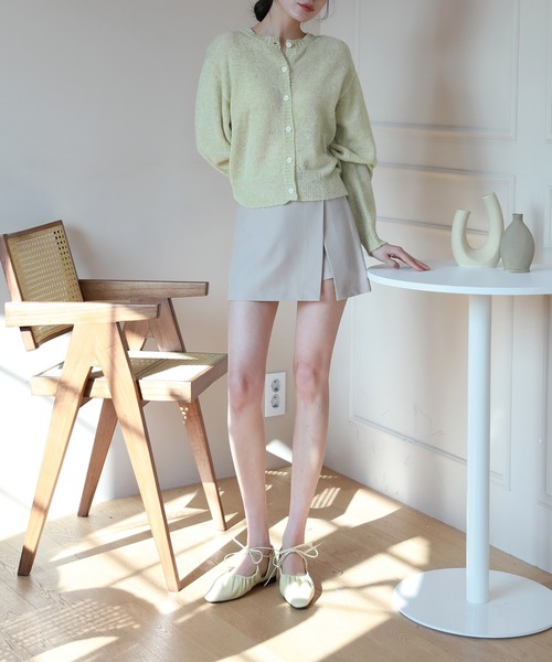 by muni:r（バイ ムニール）の「斜めスリットミニスカートパンツ（スカート・レディース・ブラック/ベージュ・SMALL/MEDIUM）」の21枚目の写真