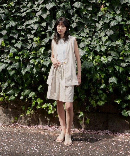 Auntie Rosa Holiday（アンティローザホリデー）の「レーヨン麻カラーレスジレ（セットアップ対応）（ベスト・レディース・ベージュ/ブラック・FREE）」の11枚目の写真