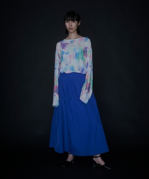 VACANCY（ヴァカンシー）の「JIROコラボ　ペイントフラワーシアートップス（その他トップス・レディース・ホワイト/ブルー・FREE）」の12枚目の写真