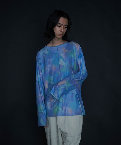 VACANCY（ヴァカンシー）の「JIROコラボ　ペイントフラワーシアートップス（その他トップス・レディース・ホワイト/ブルー・FREE）」の18枚目の写真