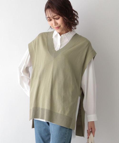 GLOBAL WORK（グローバルワーク）の「Vネックサイドスリットベスト/268747（ベスト・レディース・ブラック/ライトグリーン/アイボリー・FREE）」の9枚目の写真