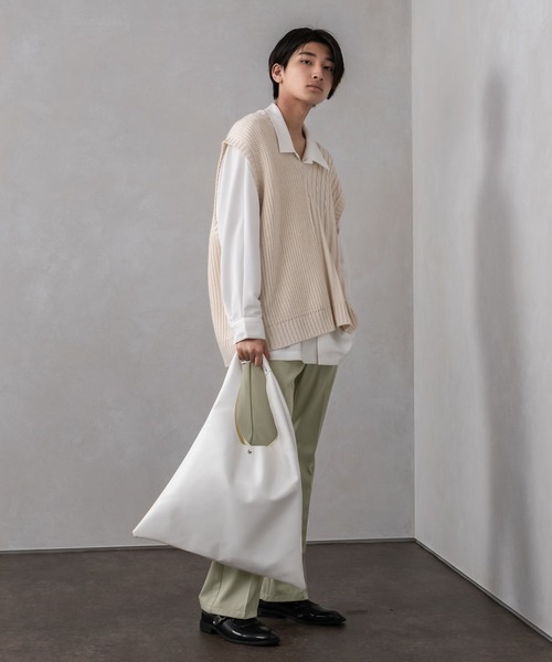 Adoon plain（アドーンプレーン）の「【Adoon plain】フェイクレザートートバッグ（トートバッグ・メンズ・ホワイト/ブラック・FREE）」の7枚目の写真