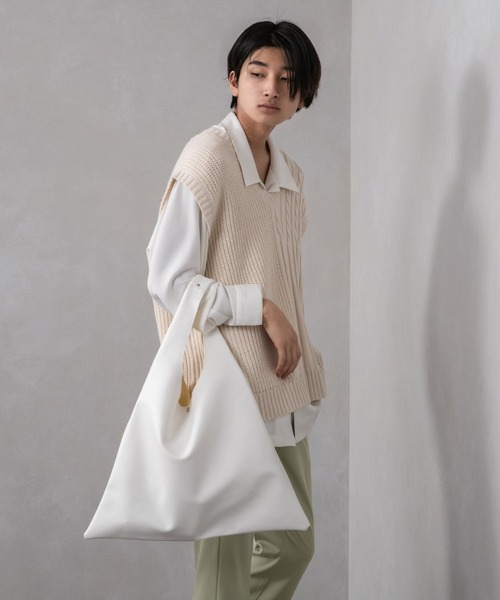 Adoon plain（アドーンプレーン）の「【Adoon plain】フェイクレザートートバッグ（トートバッグ・メンズ・ホワイト/ブラック・FREE）」の8枚目の写真