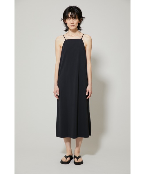 HeRIN.CYE(ヘリンドットサイ)の「Slip op(ワンピース・レディース・ブラック/カーキ/レッド・FREE)」の2枚目の写真