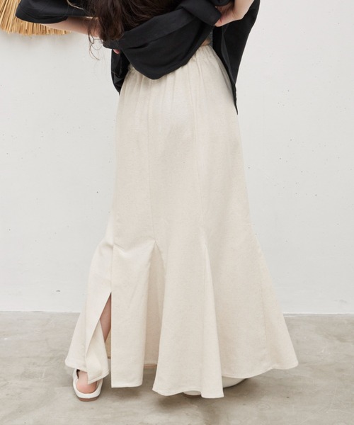Libra Cue（リブラ キュー）の「”リネンミックスマーメイドフレアロングスカート”　　　　　　　　　タイト過ぎないリラックスした大人のマーメイドシルエット（スカート・レディース・ブラック/アイボリー・FREE）」の19枚目の写真