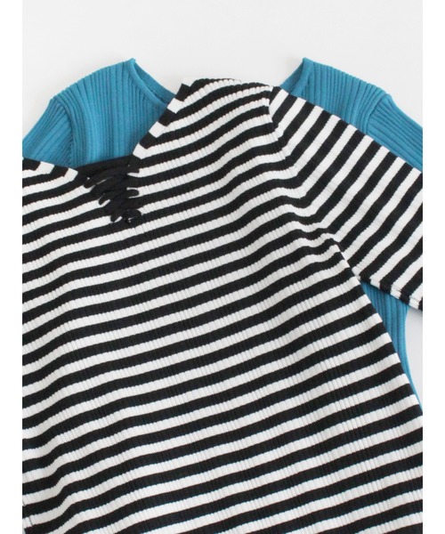 Te chichi（テチチ）の「前後2wayレースアップリブニット（ニット/セーター・レディース・ブラック/モカ/オフホワイト/ブルー・ﾌﾘ-）」の2枚目の写真