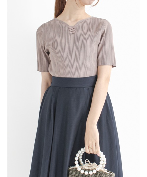 Te chichi（テチチ）の「前後2wayレースアップリブニット（ニット/セーター・レディース・ブラック/モカ/オフホワイト/ブルー・ﾌﾘ-）」の4枚目の写真