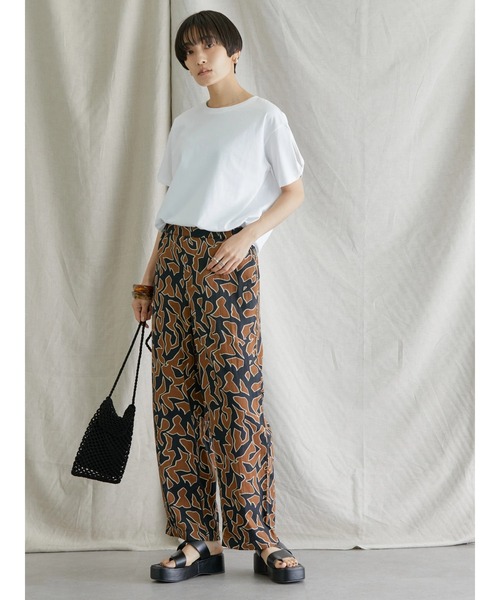 AMERICAN HOLIC(アメリカンホリック)の「オープンショルダーカットプルオーバー(Tシャツ/カットソー・レディース・ブラック/オフホワイト・M/L)」の9枚目の写真