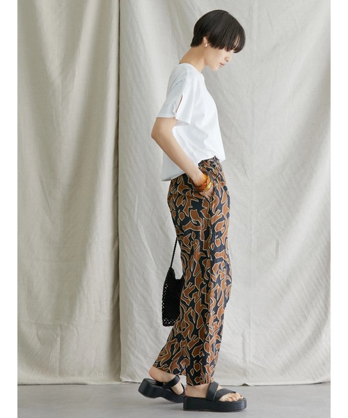 AMERICAN HOLIC(アメリカンホリック)の「オープンショルダーカットプルオーバー(Tシャツ/カットソー・レディース・ブラック/オフホワイト・M/L)」の10枚目の写真