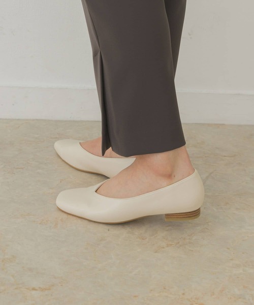 RODE SKO(ロデスコ)の「Vカットプレーンシューズ(パンプス・レディース・ブラック/アイボリー/モカ・38/36/37)」の7枚目の写真
