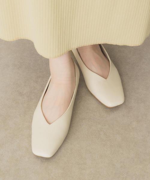 RODE SKO(ロデスコ)の「Vカットプレーンシューズ(パンプス・レディース・ブラック/アイボリー/モカ・38/36/37)」の10枚目の写真