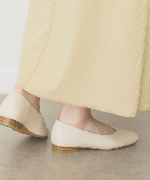 RODE SKO(ロデスコ)の「Vカットプレーンシューズ(パンプス・レディース・ブラック/アイボリー/モカ・38/36/37)」の13枚目の写真