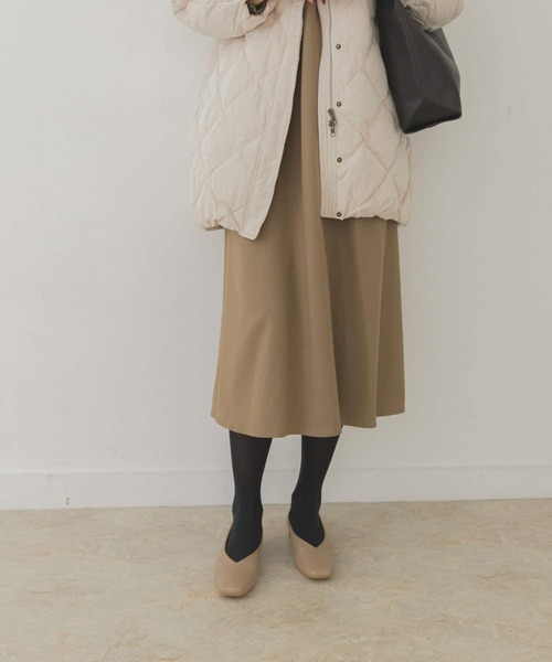 RODE SKO(ロデスコ)の「Vカットプレーンシューズ(パンプス・レディース・ブラック/アイボリー/モカ・38/36/37)」の22枚目の写真