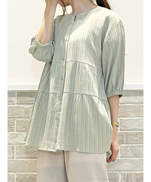 Lugnoncure（ルノンキュール）の「楊柳ティアードブラウス（シャツ/ブラウス・レディース・グリーン/チャコール/キナリ・ﾌﾘ-）」の3枚目の写真