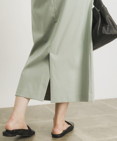 URBAN RESEARCH（アーバンリサーチ）の「ピンタックタイトスカート（スカート・レディース・ネイビー/ミント・38/36）」の20枚目の写真