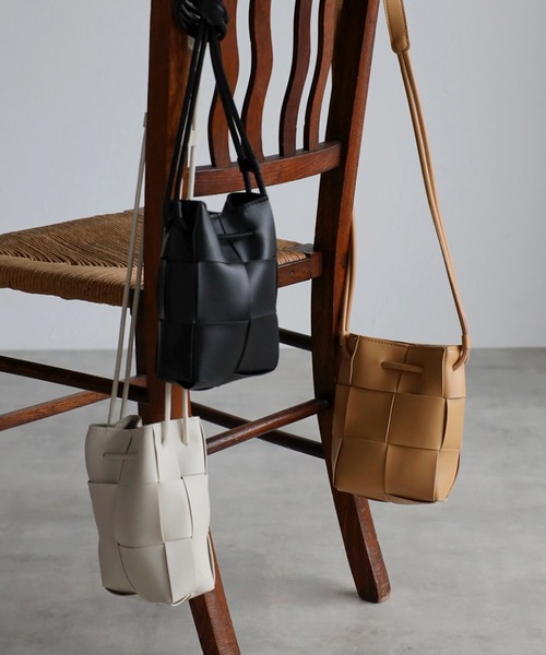 Bonjour Sagan（ボンジュールサガン）の「【2022 新作】カセットショルダーミニバッグ（ショルダーバッグ・レディース・ホワイト/ブラック/ベージュ・FREE）」の21枚目の写真