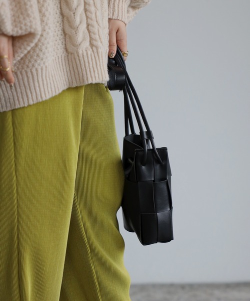 Bonjour Sagan（ボンジュールサガン）の「【2022 新作】カセットショルダーミニバッグ（ショルダーバッグ・レディース・ホワイト/ブラック/ベージュ・FREE）」の11枚目の写真