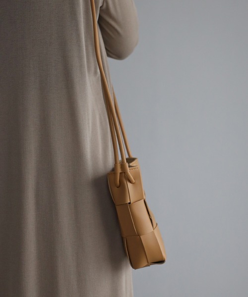 Bonjour Sagan（ボンジュールサガン）の「【2022 新作】カセットショルダーミニバッグ（ショルダーバッグ・レディース・ホワイト/ブラック/ベージュ・FREE）」の14枚目の写真